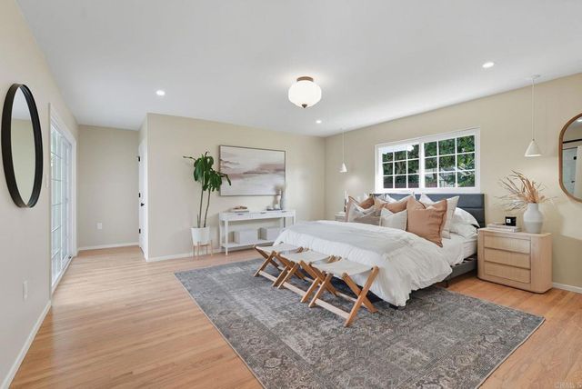 1501 Chatsworth Boulevard, Point Loma, CA 92107