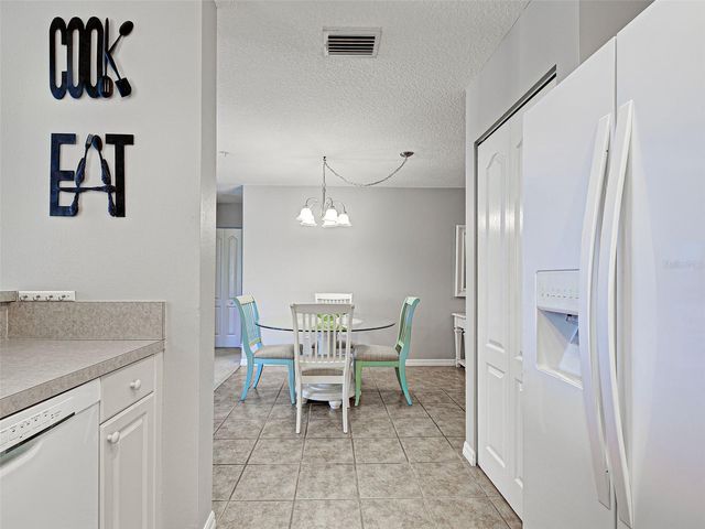 1406 GONDOLA PARK DRIVE 1406, Venice, FL 34292