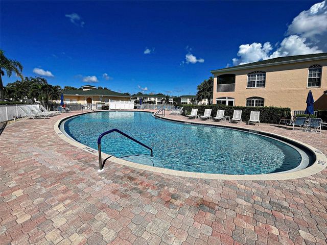 1406 GONDOLA PARK DRIVE 1406, Venice, FL 34292