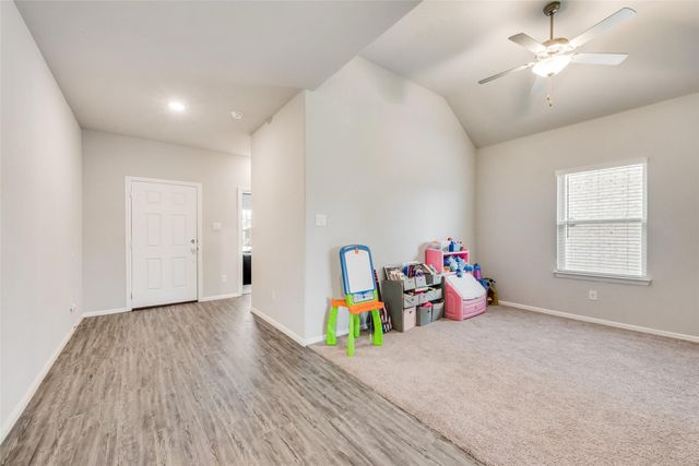 1833 Cota Street, Royse City, TX 75189