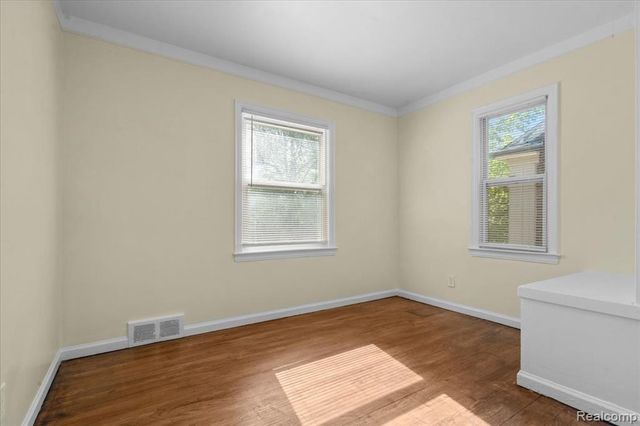 17217 Plainview Avenue, Detroit, MI 48219