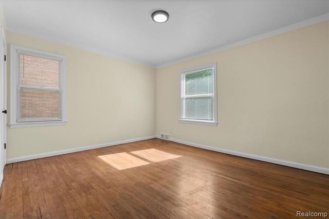 17217 Plainview Avenue, Detroit, MI 48219