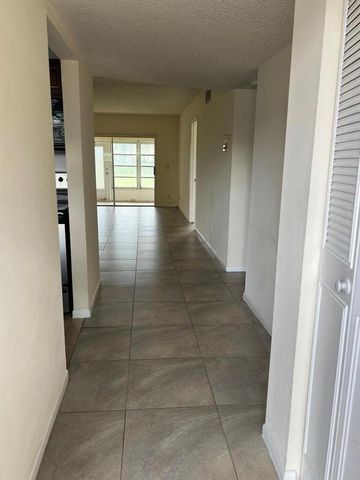 2700 Casita Way 110, Delray Beach, FL 33445