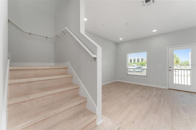 288 N OAK AVENUE, Sanford, FL 32771