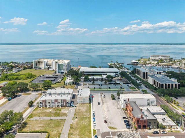 288 N OAK AVENUE, Sanford, FL 32771