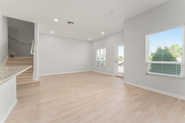 288 N OAK AVENUE, Sanford, FL 32771