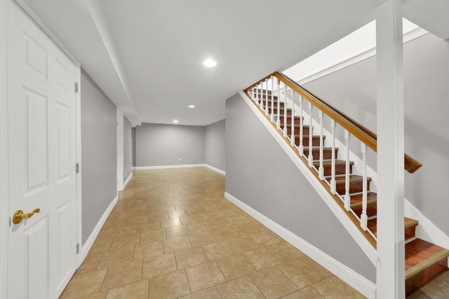 7435 W 74th Street, Bridgeview, IL 60455