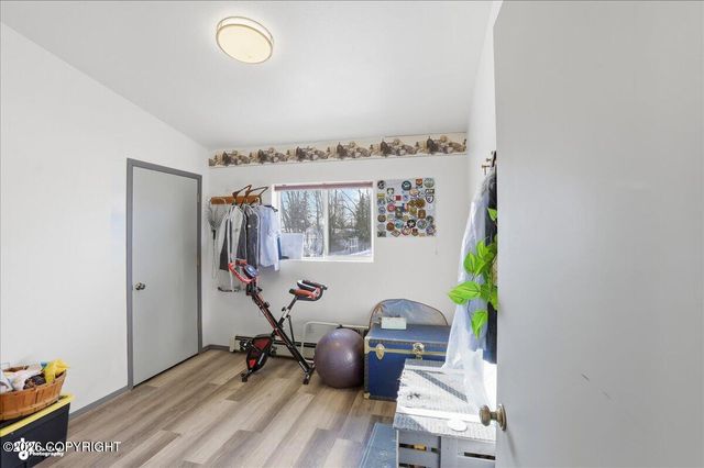 3909 Cope Street, Anchorage, AK 99503