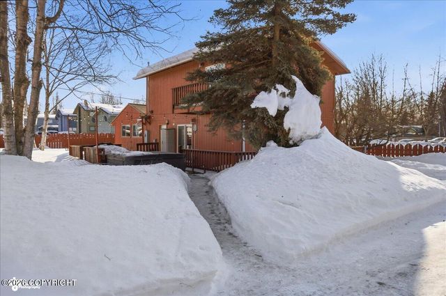 3909 Cope Street, Anchorage, AK 99503