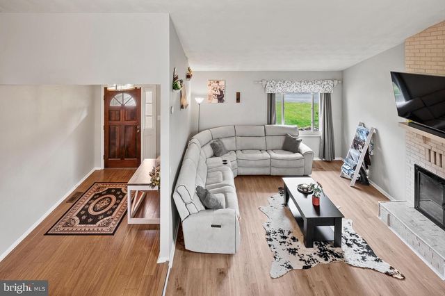 13532 WALNUTWOOD LN, Germantown, MD 20874