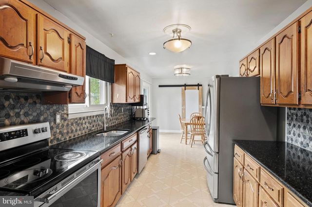 13532 WALNUTWOOD LN, Germantown, MD 20874