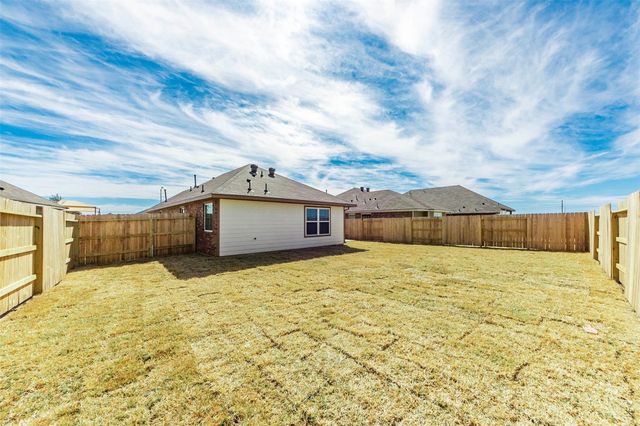 8220 N Tourmaline Way, La Marque, TX 77591