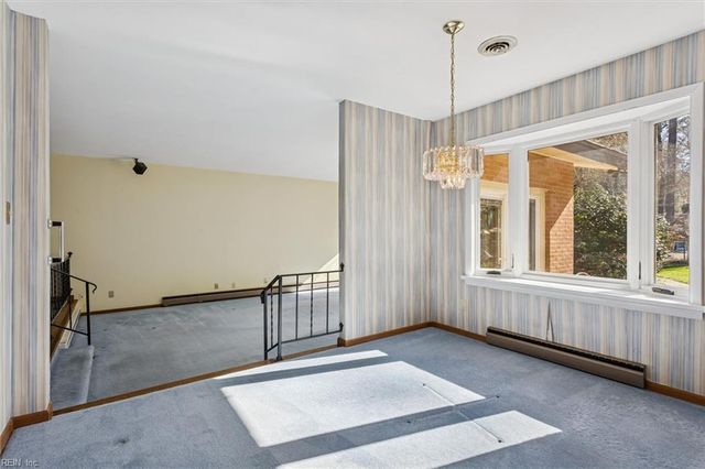 106 Cove CRES, Yorktown, VA 23692