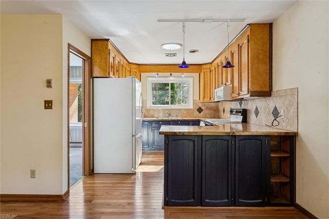 106 Cove CRES, Yorktown, VA 23692