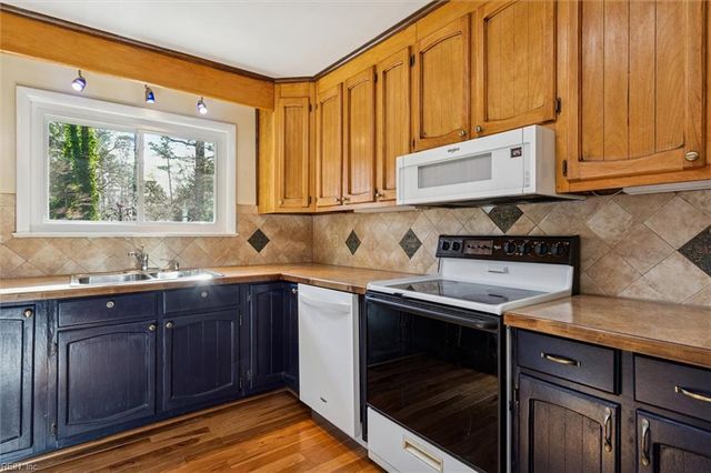 106 Cove CRES, Yorktown, VA 23692