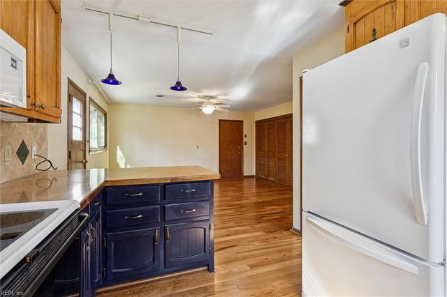 106 Cove CRES, Yorktown, VA 23692