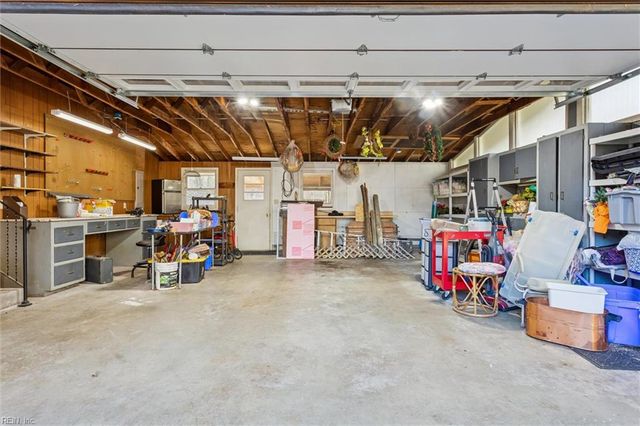 106 Cove CRES, Yorktown, VA 23692