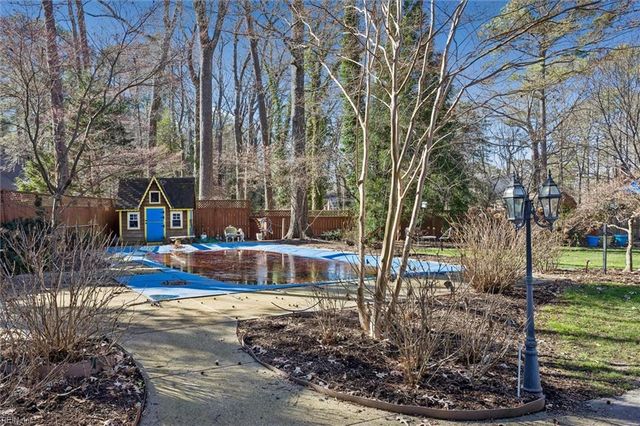 106 Cove CRES, Yorktown, VA 23692