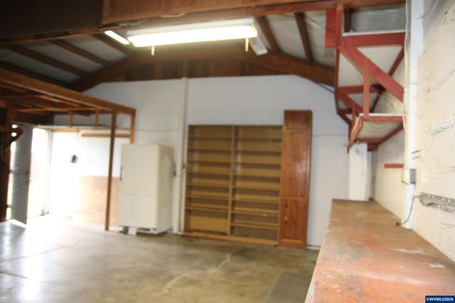 1935 Tudor Wy SE, Albany, OR 97322