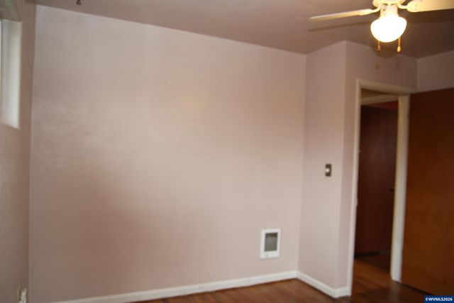 1935 Tudor Wy SE, Albany, OR 97322