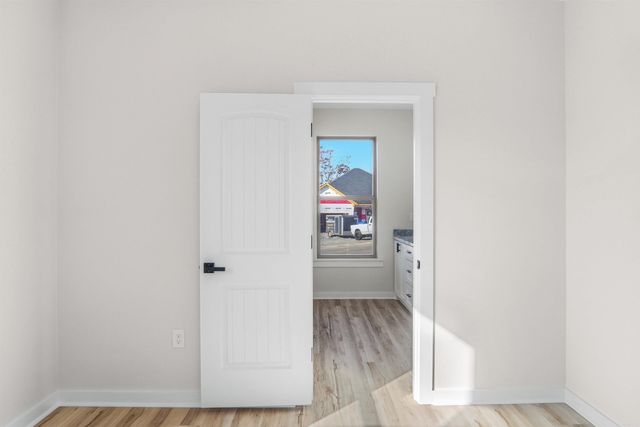 504 Madeleine, Austin, AR 72007