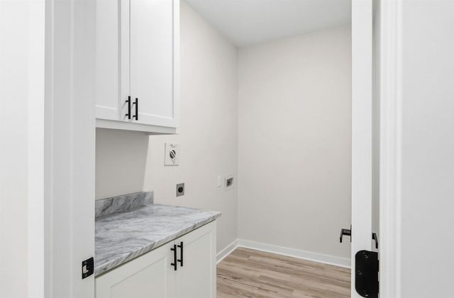 504 Madeleine, Austin, AR 72007