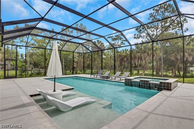 634 19th ST SW, Naples, FL 34117