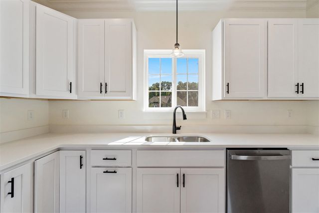 5033 Ikram Oaks Drive, Jackson, MI 49201