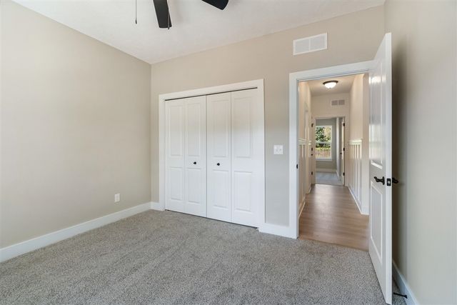 5033 Ikram Oaks Drive, Jackson, MI 49201