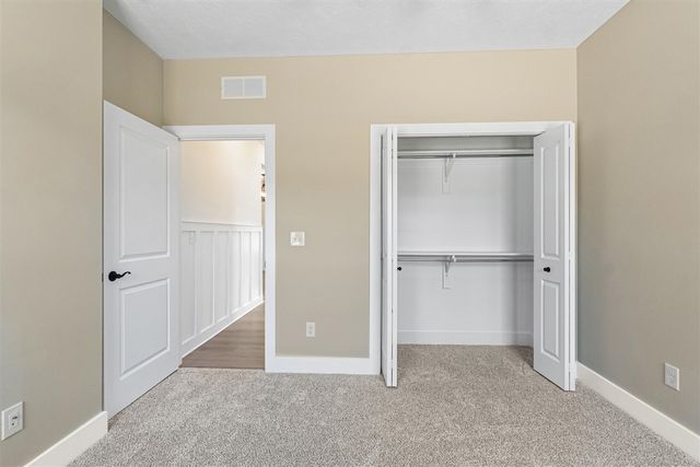 5033 Ikram Oaks Drive, Jackson, MI 49201