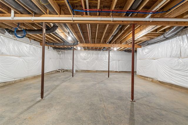 5033 Ikram Oaks Drive, Jackson, MI 49201