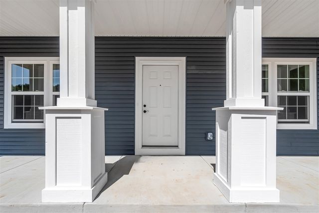 5033 Ikram Oaks Drive, Jackson, MI 49201