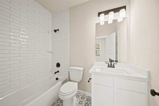 11422 Galway Grove Drive, Houston, TX 77047