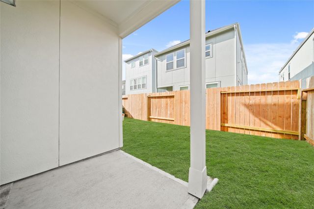 11422 Galway Grove Drive, Houston, TX 77047