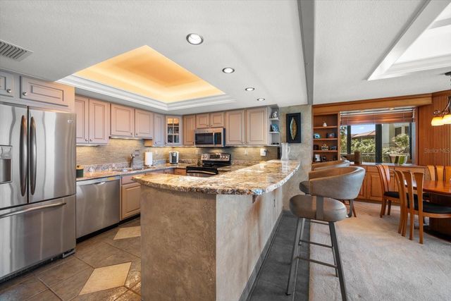 7600 BAYSHORE DRIVE 204, Treasure Island, FL 33706