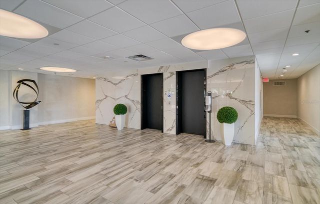 7600 BAYSHORE DRIVE 204, Treasure Island, FL 33706