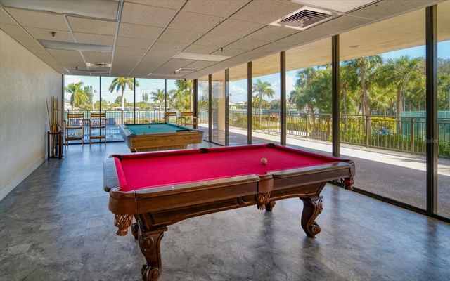 7600 BAYSHORE DRIVE 204, Treasure Island, FL 33706