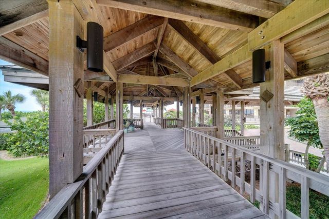 7600 BAYSHORE DRIVE 204, Treasure Island, FL 33706