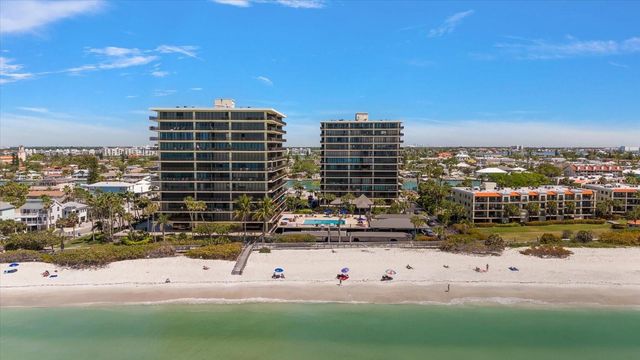 7600 BAYSHORE DRIVE 204, Treasure Island, FL 33706