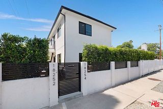 6266 Etiwanda Avenue 18254, Los Angeles, CA 91335