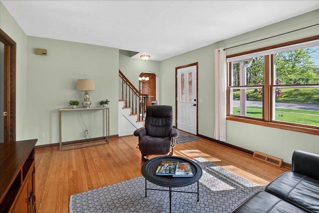 613 Main Street, Oregon, WI 53575
