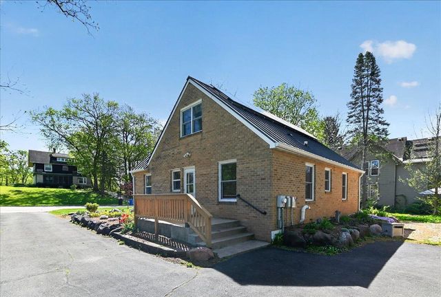 613 Main Street, Oregon, WI 53575