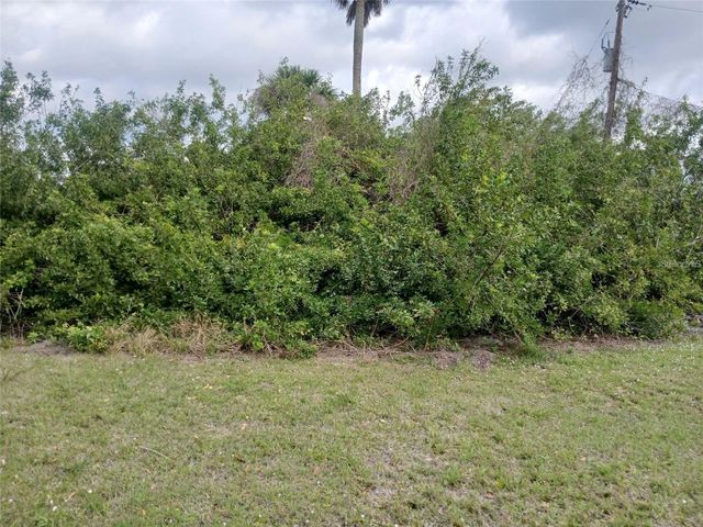 CORSICA LANE, North Port, FL 34287