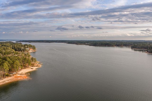 210 Daly Place, Mc Cormick, SC 29835