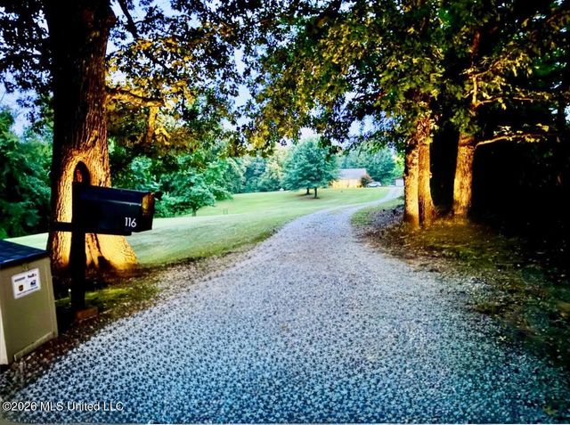 116 Stone Road, Potts Camp, MS 38659