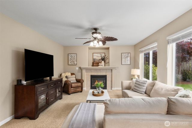 20025 SE 260th Place, Covington, WA 98042