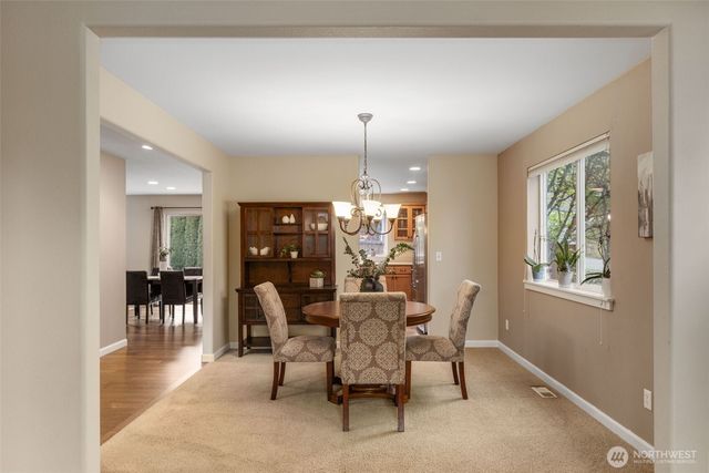 20025 SE 260th Place, Covington, WA 98042