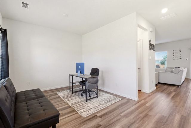 10529 Smiths Bend Road, Fort Worth, TX 76126