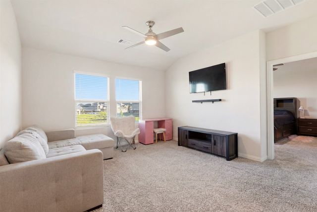 10529 Smiths Bend Road, Fort Worth, TX 76126