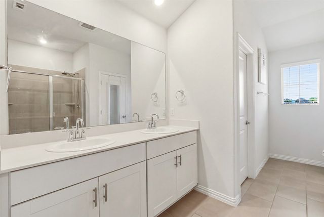 10529 Smiths Bend Road, Fort Worth, TX 76126